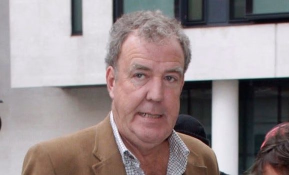 Qui est Simon Basset, ce duc de Bridgerton qui a marqué ?